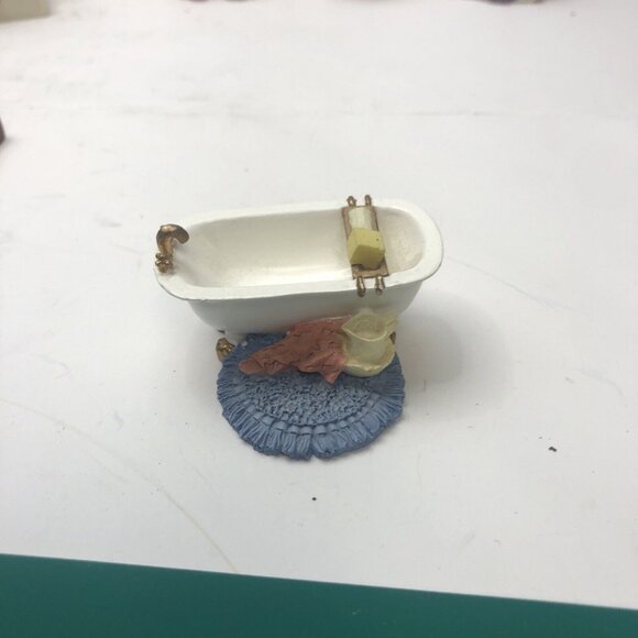 4 piece Victorian Dollhouse Furniture ‘Avon’ Collectables Powder Room - Picture 3 of 13